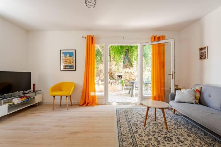 Maison De Vacances Marseille Luaran gambar